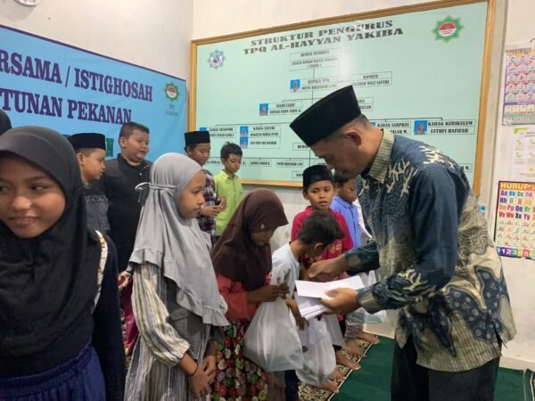 Indahnya Kebersamaan dalam Doa dan Santunan Setiap Pekan