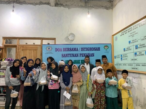 Pelukan Kasih di Setiap Doa: Santunan Pekanan yang Menguatkan Hati