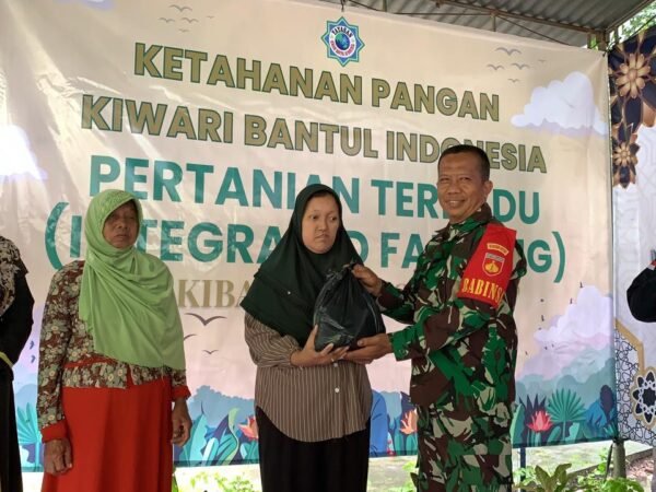 Menebar Kepedulian, Menguatkan Harapan: Santunan Yatim Piatu dan Dhuafa Yayasan Kiwari Bantul Indonesia